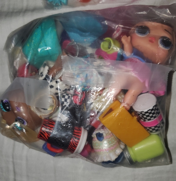 Huge Tiny Toy Lot - Hatchimals, Zuru Mini Brands, Squinkies, L.O.L. Tots + More! - Picture 4 of 8